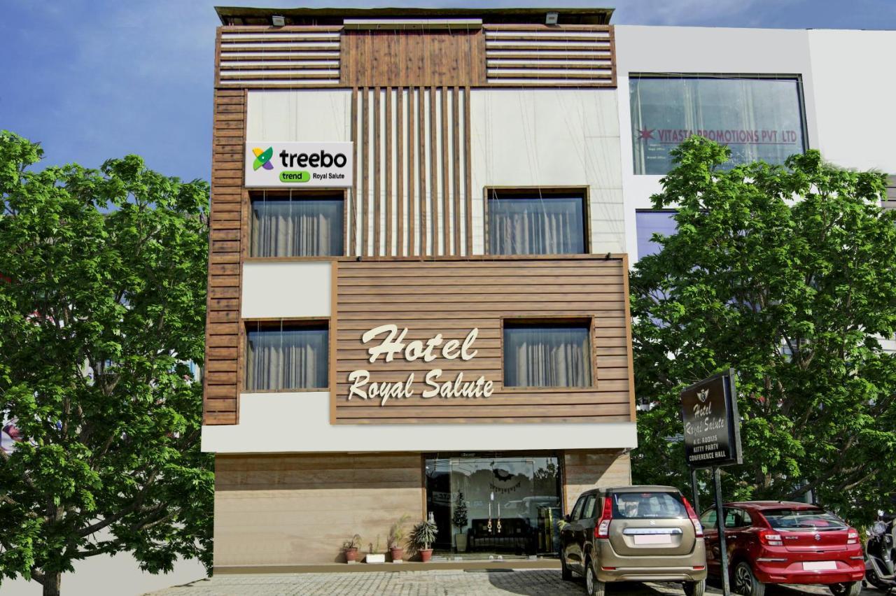 מלון Treebo Royal Salute, Zirakpur מראה חיצוני תמונה
